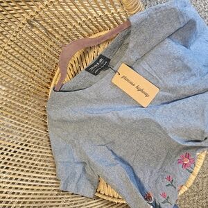 Princess Highway Gray/Blue Crop Top with Floral Embroidery